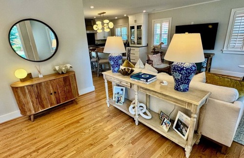 Richmond House | Charming Byrd Park 2 King BR/2 Bath, walk to Carytown!
