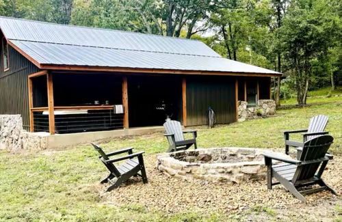 Mentone Cabin | Charming Cabin in Midtown Mentone