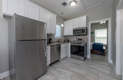 San Leon Cabin | Charming cabin with full kitchen! Unit 4/6
