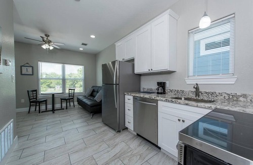 San Leon Cabin | Charming cabin with full kitchen! Unit 4/6