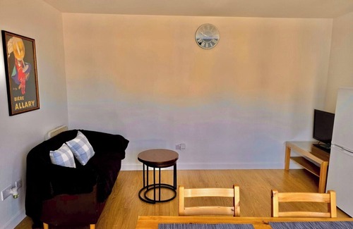 Cambridge City Centre Apartment | Charming Cambridge Apartment Retreat