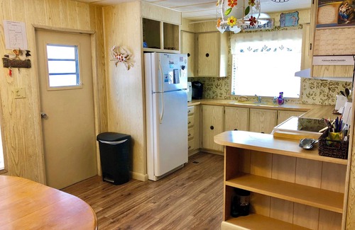 Little Torch Key House | Charming canal front 2-bedroom home with WiFi and AC in Little Torch Key