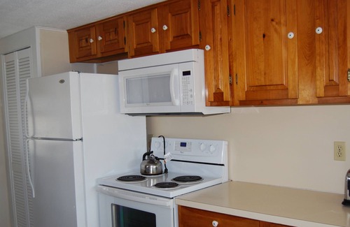 Centerville Cottage | Charming Cape Cod Cottage Across From The Beautiful Craigville Family Beach
