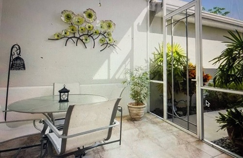 Naples Condo | Charming Cardinal Cove 2-bed, 2-bath, 2-car garage villa at Fiddler's Creek.