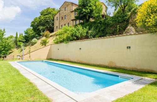 San Gimignano Apartment | Charming Casanova Apartment In Radicondoli, Pool, Wifi