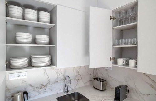 Castellana Apartment | Charming Castellana 2BR w/Doorman, nr Museum, by Blueground