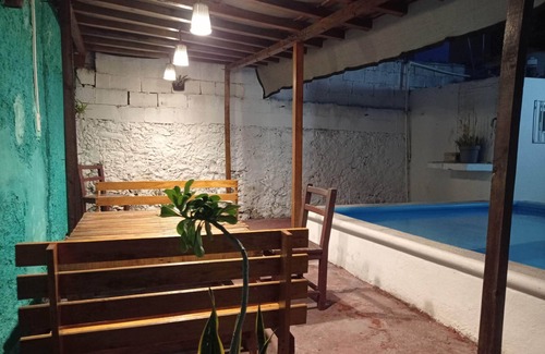 Progreso Municipality House | Charming central house two blocks from the beach