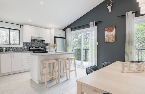 Saint-Sauveur Ski Chalet | CHARMING CHALET IN MORIN-HEIGHTS.