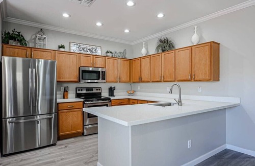 Chandler House | Charming Chandler 2-Story Home - 3BR