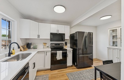 South Salt Lake House | Charming City Stay – 4BR SLC Bungalow