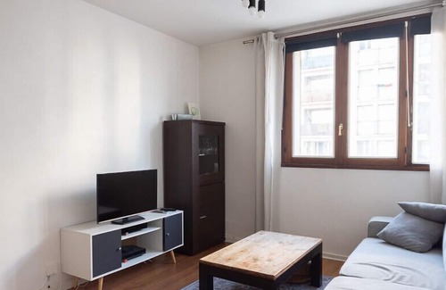 Monmousseau-Verollot Apartment | Charming cocoon refurbished near Paris