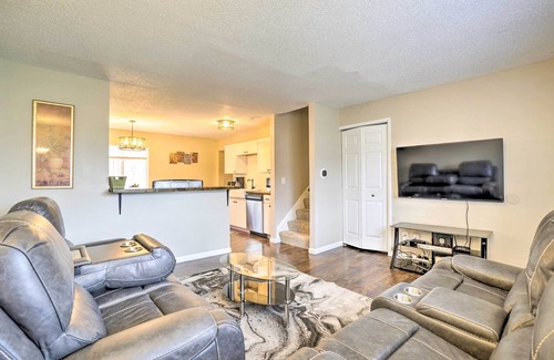 Columbus House | Charming Columbus Home ~ 7 Mi to Ohio State!