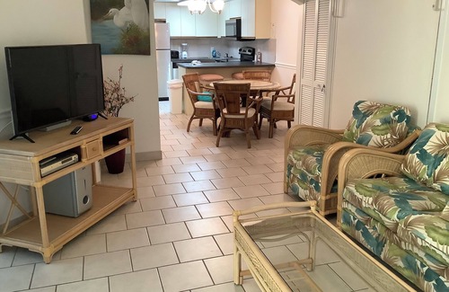 Port Canaveral Condo | Charming condo in excellent Cape Canaveral sleeps 6