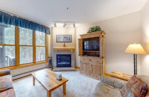 Keystone Apartment | Charming Condo Nestled In The East Keystone Resort Neighborhood, Shuttle To Ski Slopes, Outdoor Pool And Hot Tub