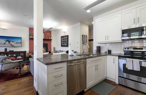 Vail Condo | Charming Condo, Slope Views, Pool & Hot Tub, Walk to Lifts