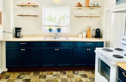 Wellington Cottage | Charming Cottage in the Heart of Wellington