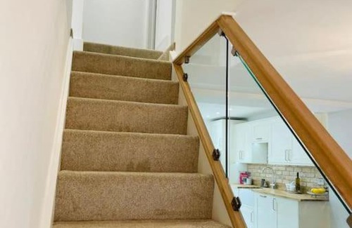 Coychurch House | Charming Cottage close to M4 Bridgend