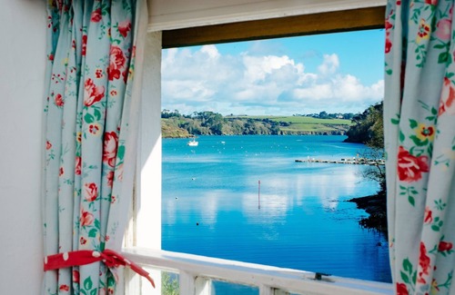Helford Cottage | Charming cottage in spectacular location with private beach access