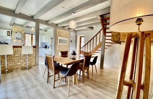Montignac House | Charming cottage "Les Pierres de Tiphaine" in Montignac-Lascaux