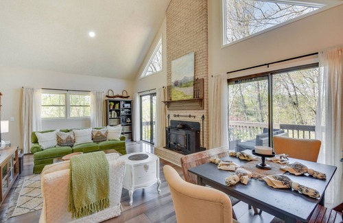 Seneca Cottage | Charming Cottage Near Clemson & Lake Hartwell!