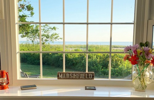 Barnstable Cottage | Charming Cottage on Private Beach - Steps away from Mass Audubon Sanctuary