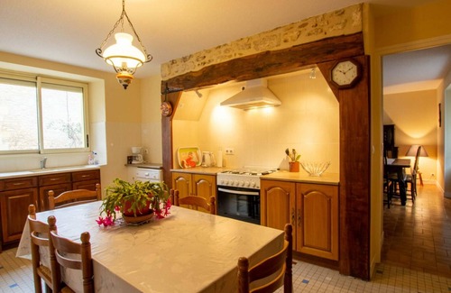 Montignac Cottage | Charming Country House Near Lascaux with Wi-Fi, BBQ, and Baby Equipment
