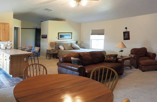 Fruita Apartment | Charming country studio close to Fruita and biking trails