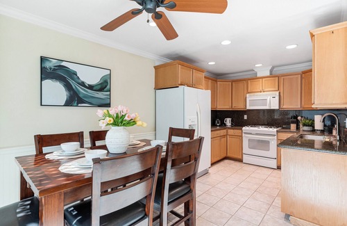 Stanton House | Charming Cozy Retreat 3bedroom and 2bath home in Tranquil Neighborhood Stanton