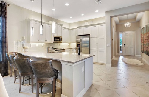 Botanica Lakes House | Charming CUSTOM HOME in exclusive MARINA BAY 3-bedroom house fabulous Fort Myers