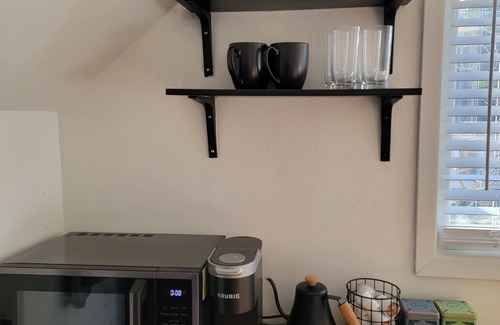 St. Johns Apartment | Charming dog friendly studio in marvelous Saint Johns with WiFi