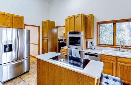 Spearfish House | Charming, dog-friendly home with a large deck, ping-pong & games - hiking nearby