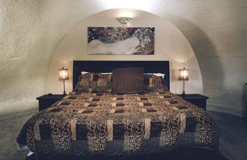 Crestone Cabin | Charming Dome Rental in Colorado for Stunning Retreats to the Mountains