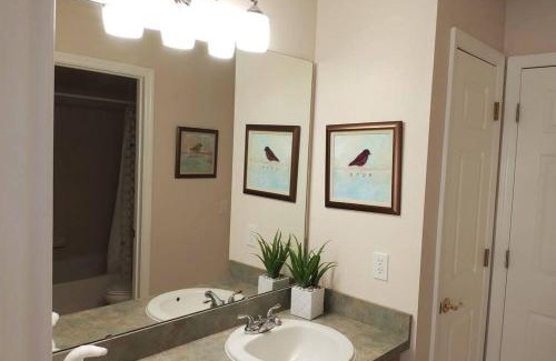 West Haven House | Charming Dream Home Near Disney 4B/4B/Pool/Games