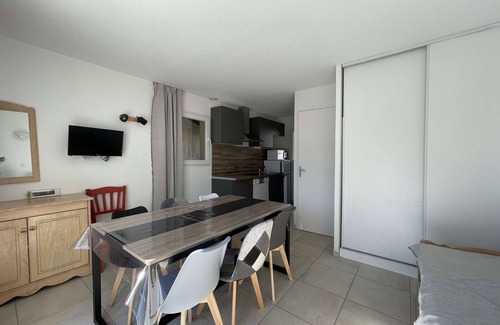 Salavas House | Charming Duplex House in Salavas: Terrace, Pools, WIFI, Pet-Friendly, Sleeps Up to 6