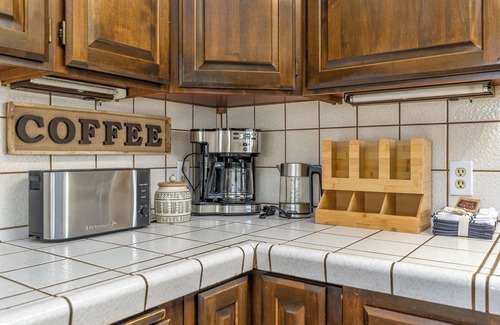 East Sacramento House | Charming East Sac Retreat CSU