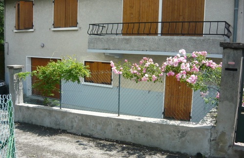 Aix-les-Bains Apartment | charming f1 any comfort residential and calm district