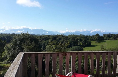 Lucq-de-Bearn House | Charming family house - restored 18th century Bearnaise farm