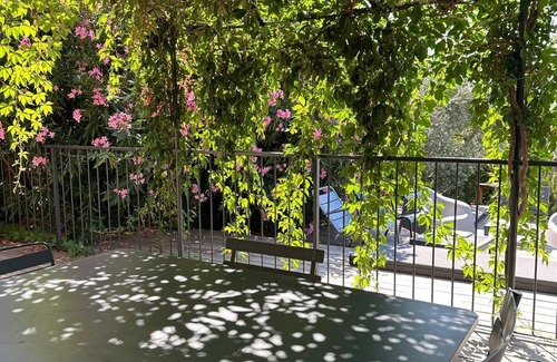 Chateauneuf-de-Gadagne House | Charming house with swimming pool in Châteauneuf-de-Gadagne