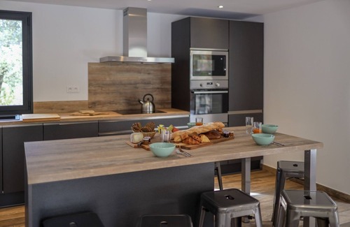 Pianotolli-Caldarello House | Charming villa with private pool and hotel services.