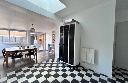 Saint-Brevin-les-Pins House | Charming 4-Bedroom House in Saint-Brévin-les-Pins with Garden, BBQ, Near Beach & Shops