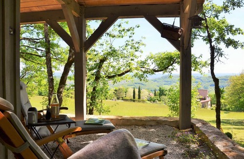 Saint-Denis-les-Martel Cottage | Charming cottage for 2 persons, Dordogne valley, heated swimming pool