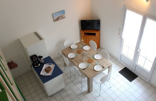 Saint-Georges-d'Oleron House | Charming Beach House in Saint-Georges-d'Oléron - 6 Guests, Private Terrace and Garden