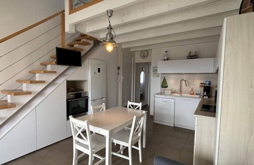 La Cotiniere Apartment | Charming apartment with sea view