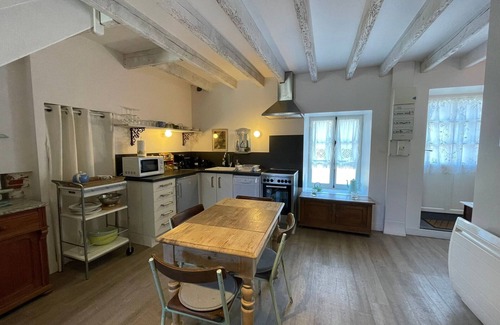 Talmont-Saint-Hilaire Cottage | Charming Cottage in Former School with Private Terrace, WiFi & Bikes, Near Thalassotherapy