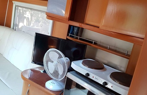 Porto-Vecchio House | Charming fully-equipped caravan in Porto Vecchio by the sea