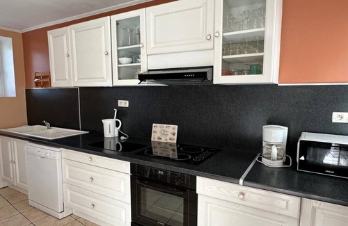 Uzes Apartment | Charming furnished apartment in Mas, UzËs, pool, 656 yards away from town centre