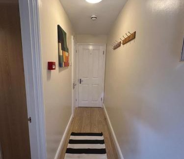 Parsons Green and Walham Apartment | Charming Garden Apartment