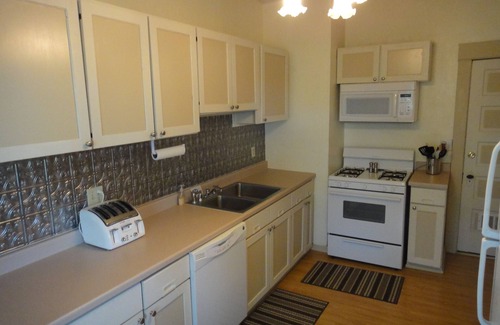 Colorado Springs Apartment | Charming getaway in old Colorado City!