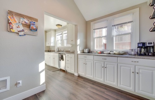 Windsor House | Charming Getaway, Walk to Windsor Lake & Downtown!