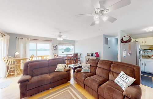 Aspen Hill House | Charming getaway with a fireplace, large deck, paddle boards & porch swing